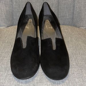 Aerosoles Strole AroundSlip on Covered Front Heels, Black